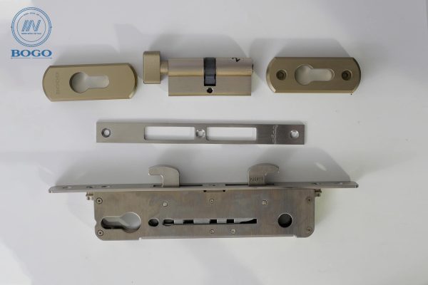 Khóa cửa đi lùa đa điểm - Ảnh 2
